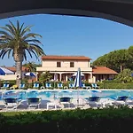 Apartahotel Lido Azzurro Rta
