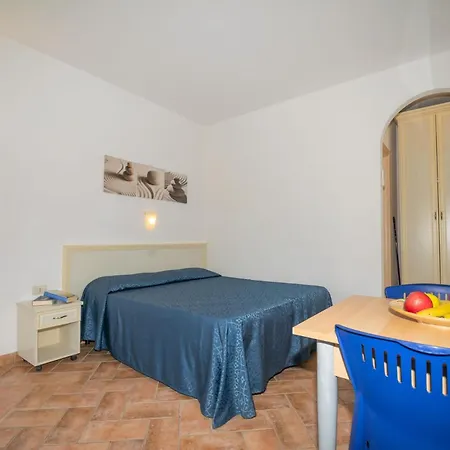 Lido Azzurro Rta Aparthotel 3*