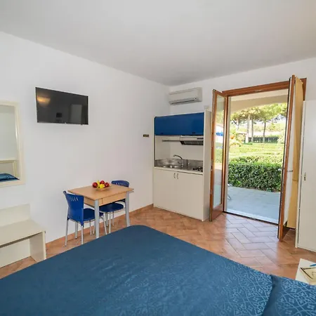 Aparthotel Lido Azzurro Rta 3*